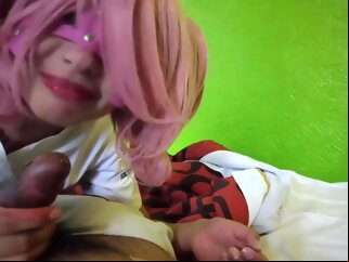 couple Convenciendo De Nuevo A Enfermera Otaku Despues De Sus Practicas amateur deepthroat